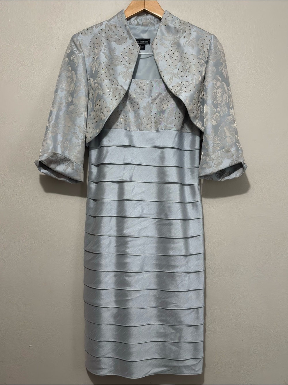 Jessica Howard Vtg Beaded Cocktail Dress 2pc Set Tiered Sheath Size 6 Light Blue